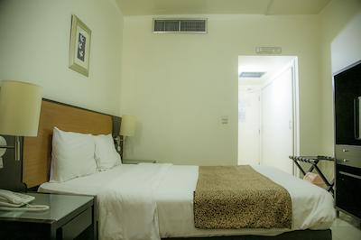 فونیشیا هتل