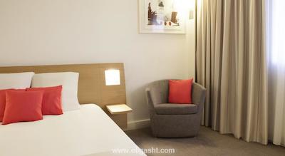 نوتل پاریس پورت دیتلی