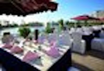 ماریتیم هتل شنینگ