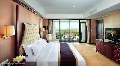 ماریتیم هتل شنینگ