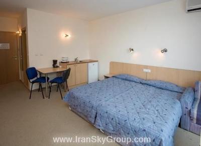 هالیدی پارک هتل