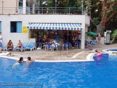 هالیدی پارک هتل