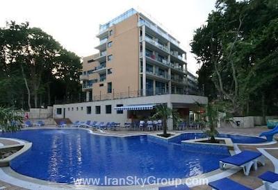 هالیدی پارک هتل