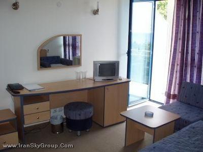 هالیدی پارک هتل