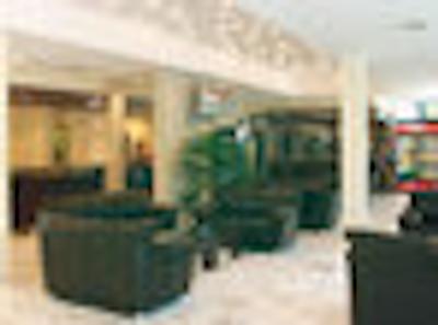 هالیدی پارک هتل