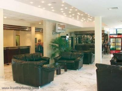 هالیدی پارک هتل