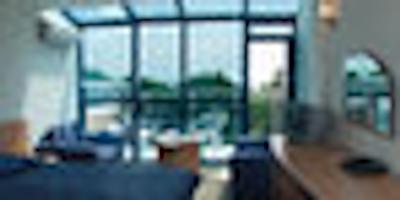 هالیدی پارک هتل