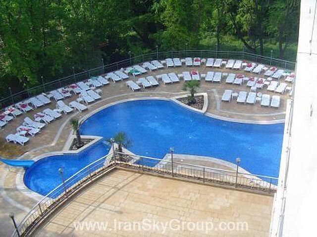 هالیدی پارک هتل