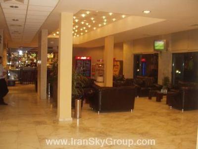 هالیدی پارک هتل
