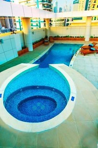 جانا پلیس دبی مارینا