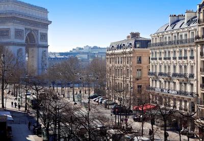 هتل میسن البر چمپس الیسیس ماک مهن