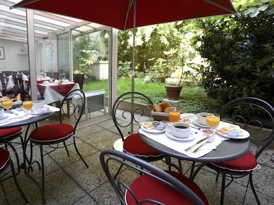 کلسیکس بستی