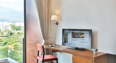 یستین تان هتل چینگ مای