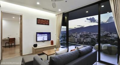 یستین تان هتل چینگ مای