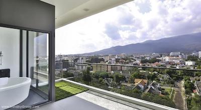 یستین تان هتل چینگ مای