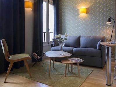 اپپرتمنتس هلزیر چمپس الیسیس