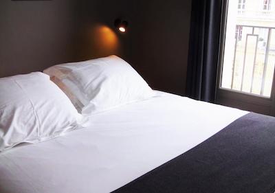 اپپرتمنتس هلزیر چمپس الیسیس