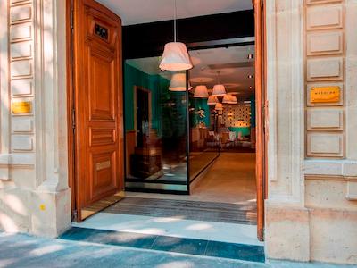 اپپرتمنتس هلزیر چمپس الیسیس