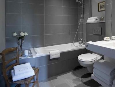 اپپرتمنتس هلزیر چمپس الیسیس