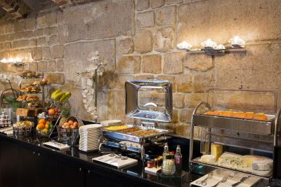 گرند هتل اس تی میشل