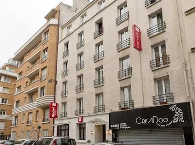 هیپتل پاریس پره لچیس رپوبلیقو