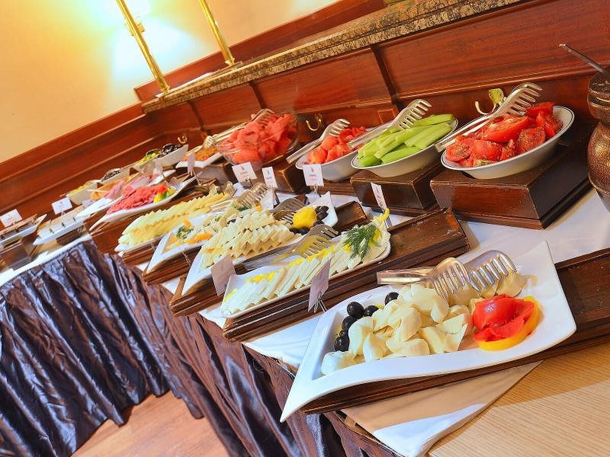 پرا رز هتل