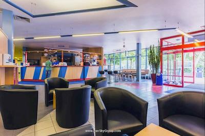 ا اند آوع برلین کلومبوس