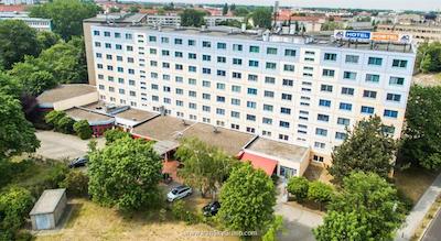 ا اند آوع برلین کلومبوس