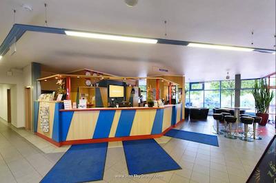 ا اند آوع برلین کلومبوس