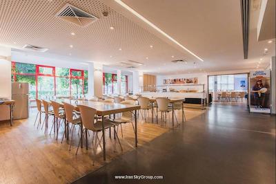 ا اند آوع برلین کلومبوس