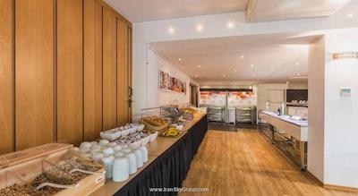 ا اند آوع برلین کلومبوس