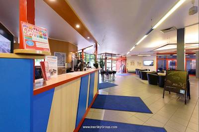 ا اند آوع برلین کلومبوس