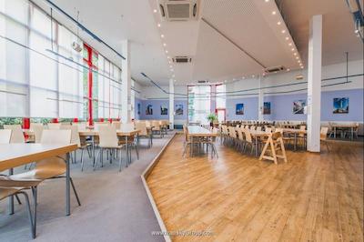 ا اند آوع برلین کلومبوس