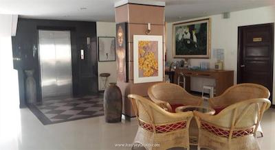 ناریس آرت هتل