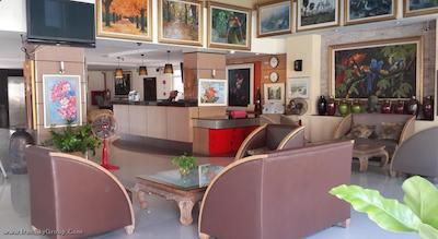 ناریس آرت هتل