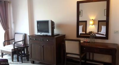 ناریس آرت هتل