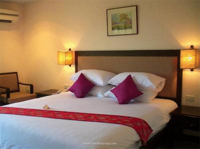 ناریس آرت هتل