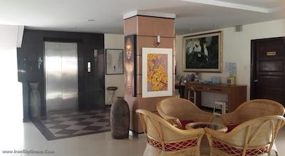 ناریس آرت هتل