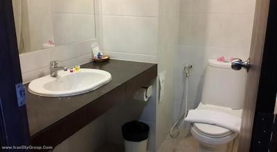 ناریس آرت هتل