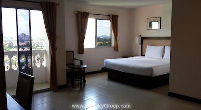 ناریس آرت هتل