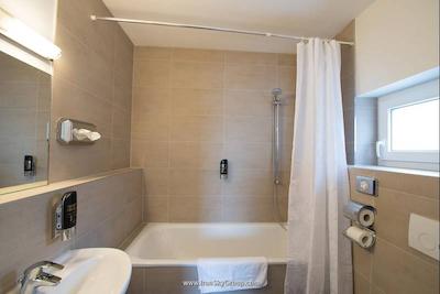 گوته بیزینس هتل