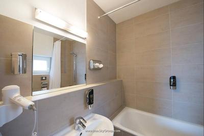 گوته بیزینس هتل