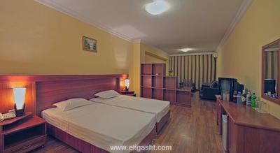 گلدن پالاس بوکیت بینتانگ