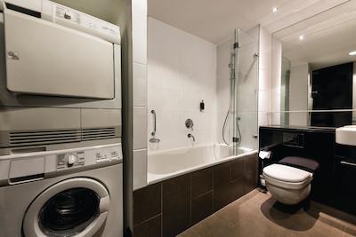 آدینا آپارتمنت هتل فرانکفورت نو اپرا