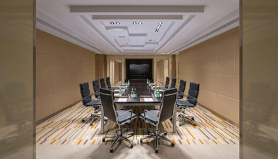 حیات ریجنسی دبی کریک هایتس