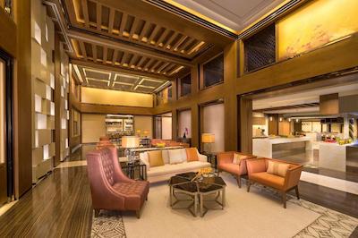 حیات ریجنسی دبی کریک هایتس