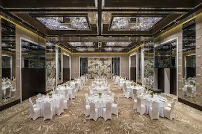 حیات ریجنسی دبی کریک هایتس