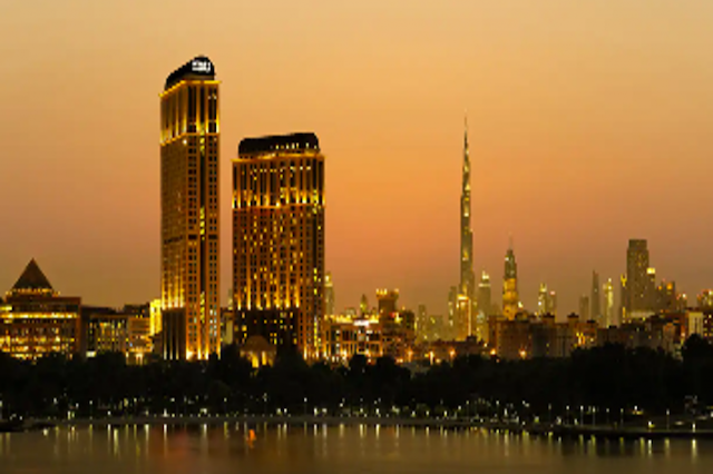 حیات ریجنسی دبی کریک هایتس
