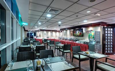 ساندی مگا هتل