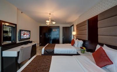 ساندی مگا هتل